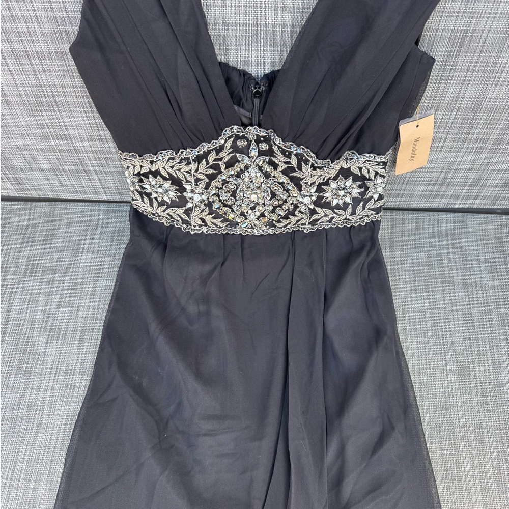 Chic Black Backless Dress with Embellished Waist